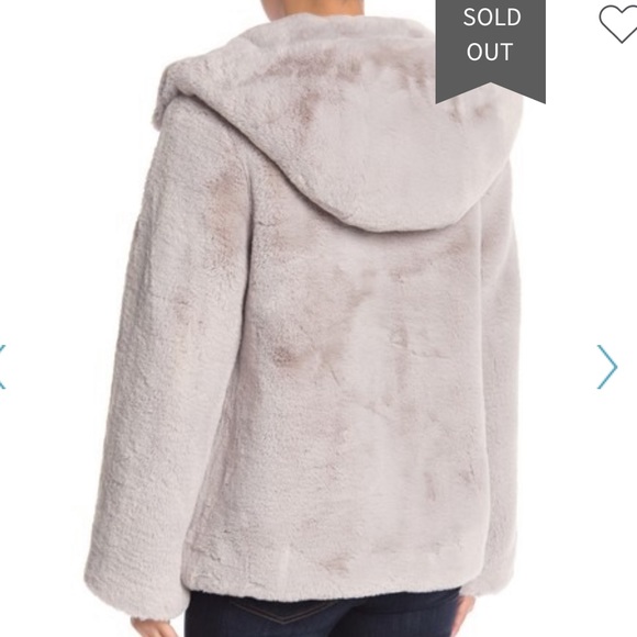 BCBG faux fur coat - Picture 3 of 7